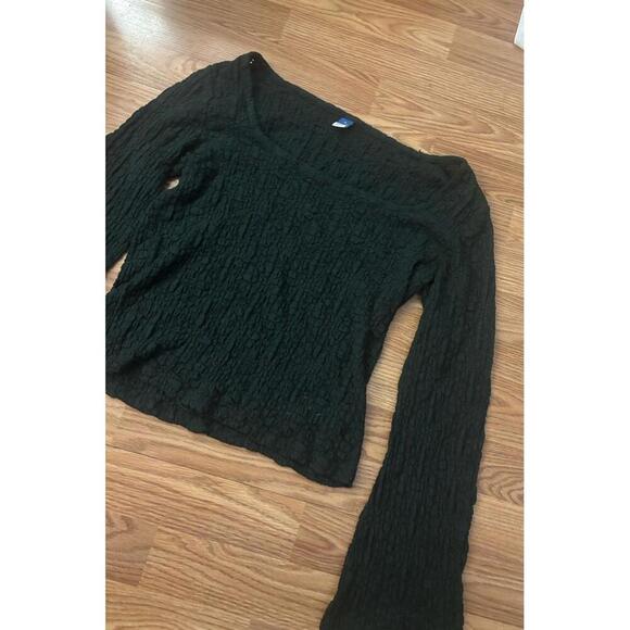 Old Navy Textured Lace Scoop Neck Flared Sleeved Top Size Medium - Picture 4 of 11